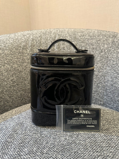 Chanel Timeless Vanity Case In Black Patent Leather