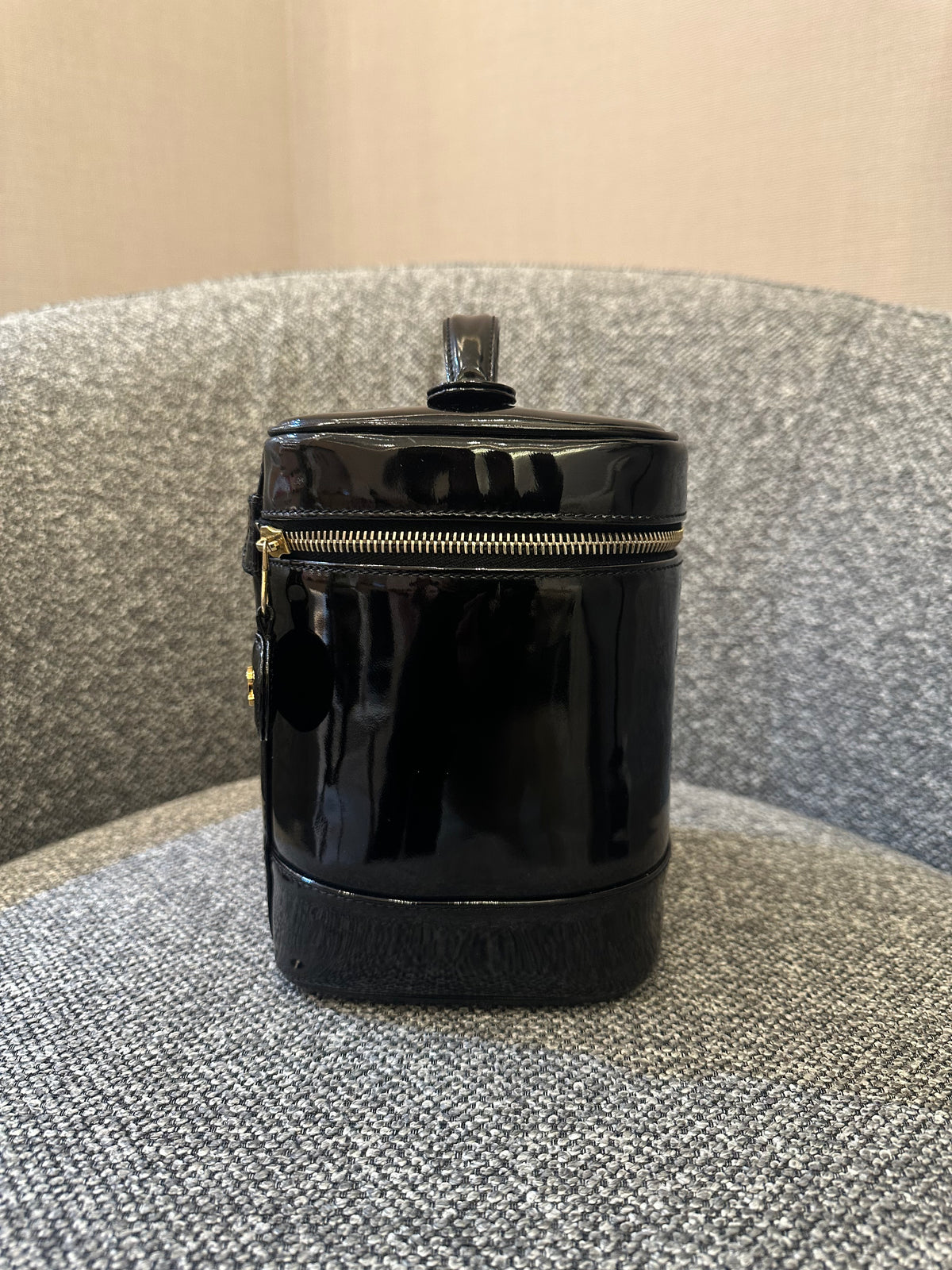 Chanel Timeless Vanity Case In Black Patent Leather