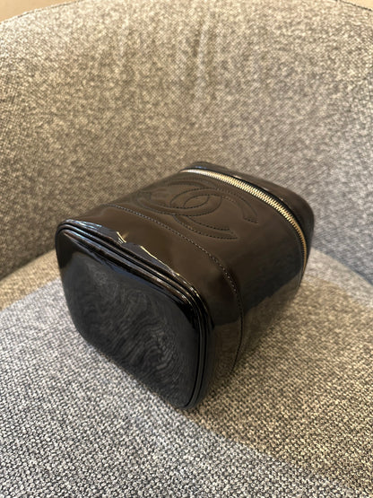 Chanel Timeless Vanity Case In Black Patent Leather