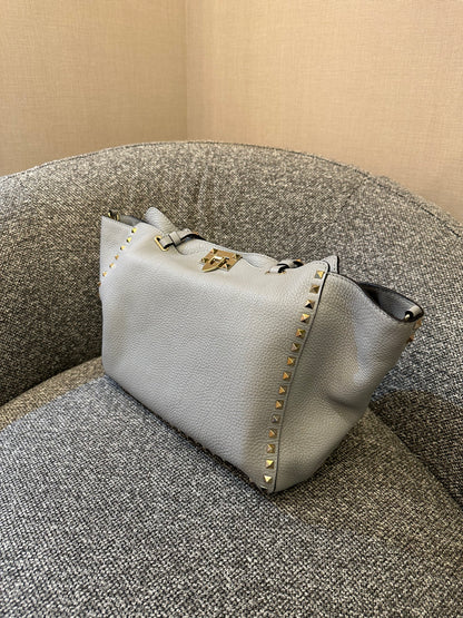 Valentino Garavani Rockstud Tote Bag In Light Blue Leather