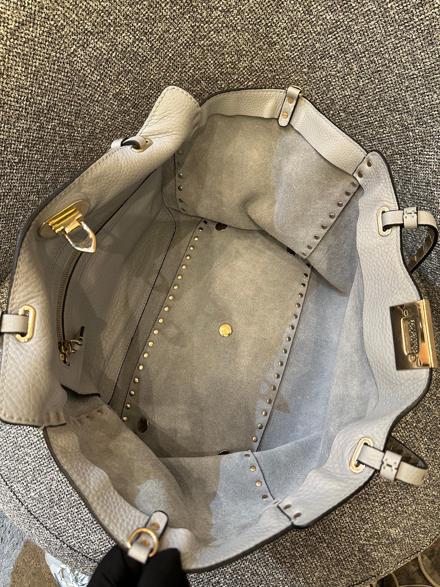 Valentino Garavani Rockstud Tote Bag In Light Blue Leather