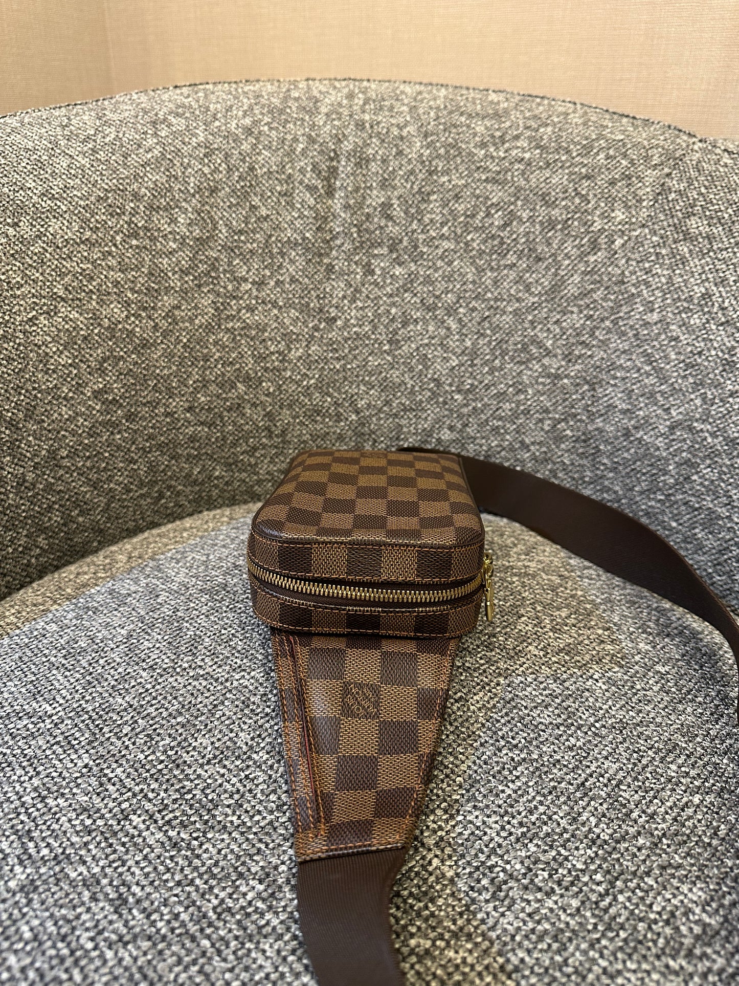 Louis Vuitton Geronimos Body Bag In Damier Ebene