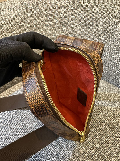 Louis Vuitton Geronimos Body Bag In Damier Ebene