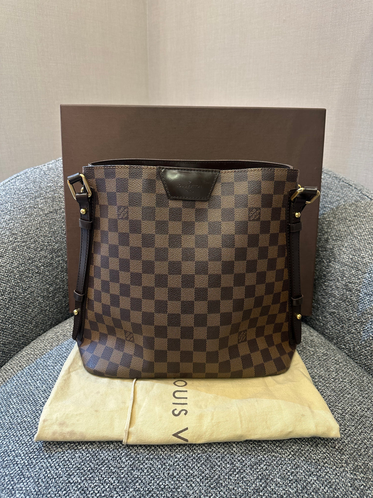 Louis Vuitton Cabas Rivington In Damier Ebene