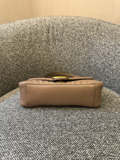 Gucci Marmont Flap Mini Shoulder Bag In Dusty Pink Chevron Leather