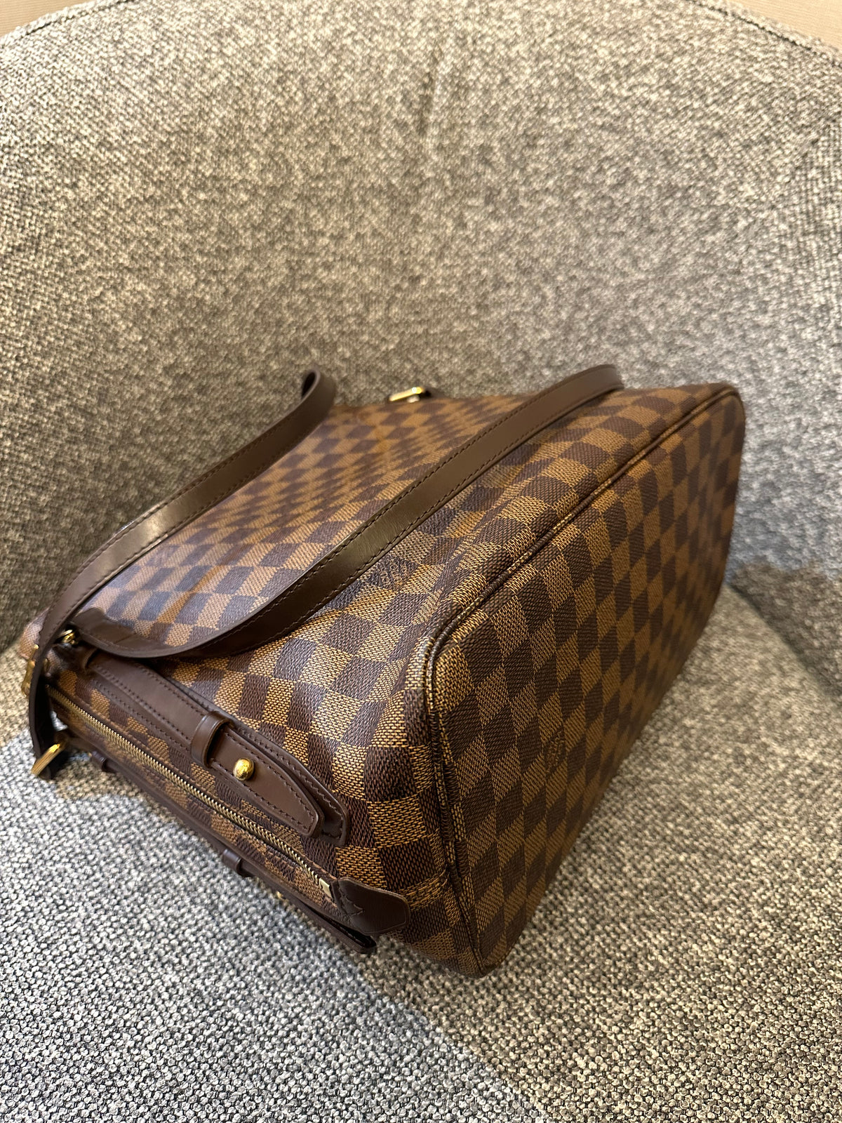 Louis Vuitton Cabas Rivington In Damier Ebene