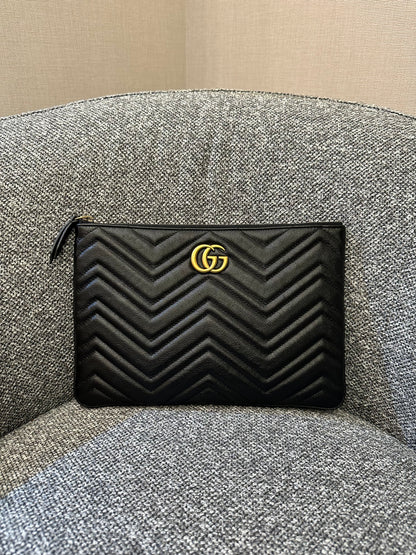 Gucci GG Marmont Pouch In Black Chevron Quilted Leather