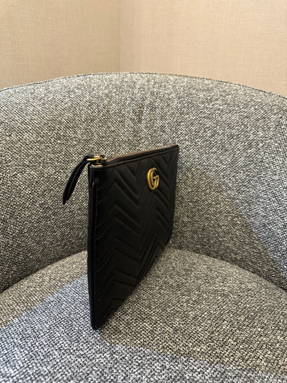 Gucci GG Marmont Pouch In Black Chevron Quilted Leather