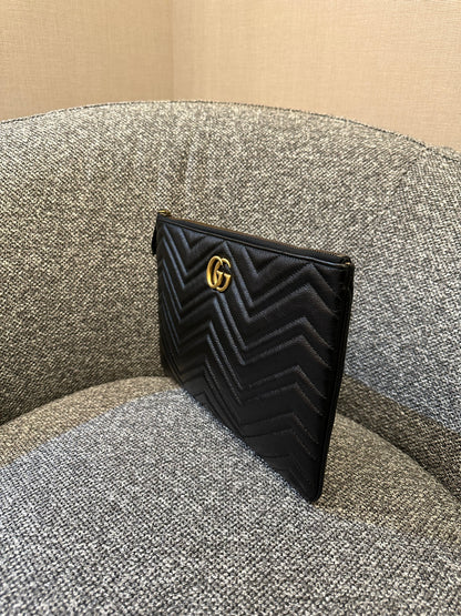 Gucci GG Marmont Pouch In Black Chevron Quilted Leather