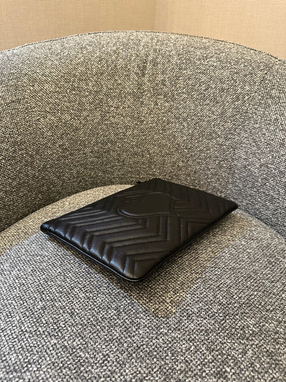Gucci GG Marmont Pouch In Black Chevron Quilted Leather