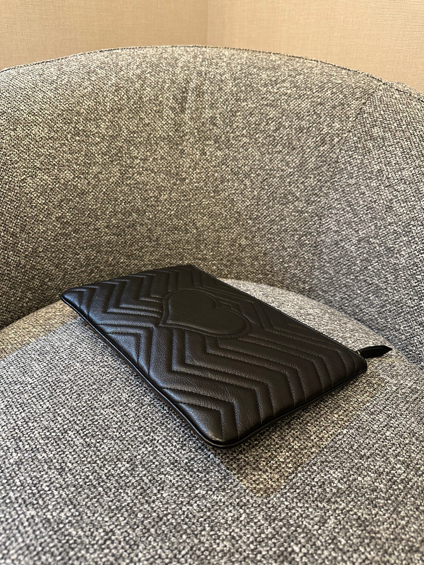 Gucci GG Marmont Pouch In Black Chevron Quilted Leather