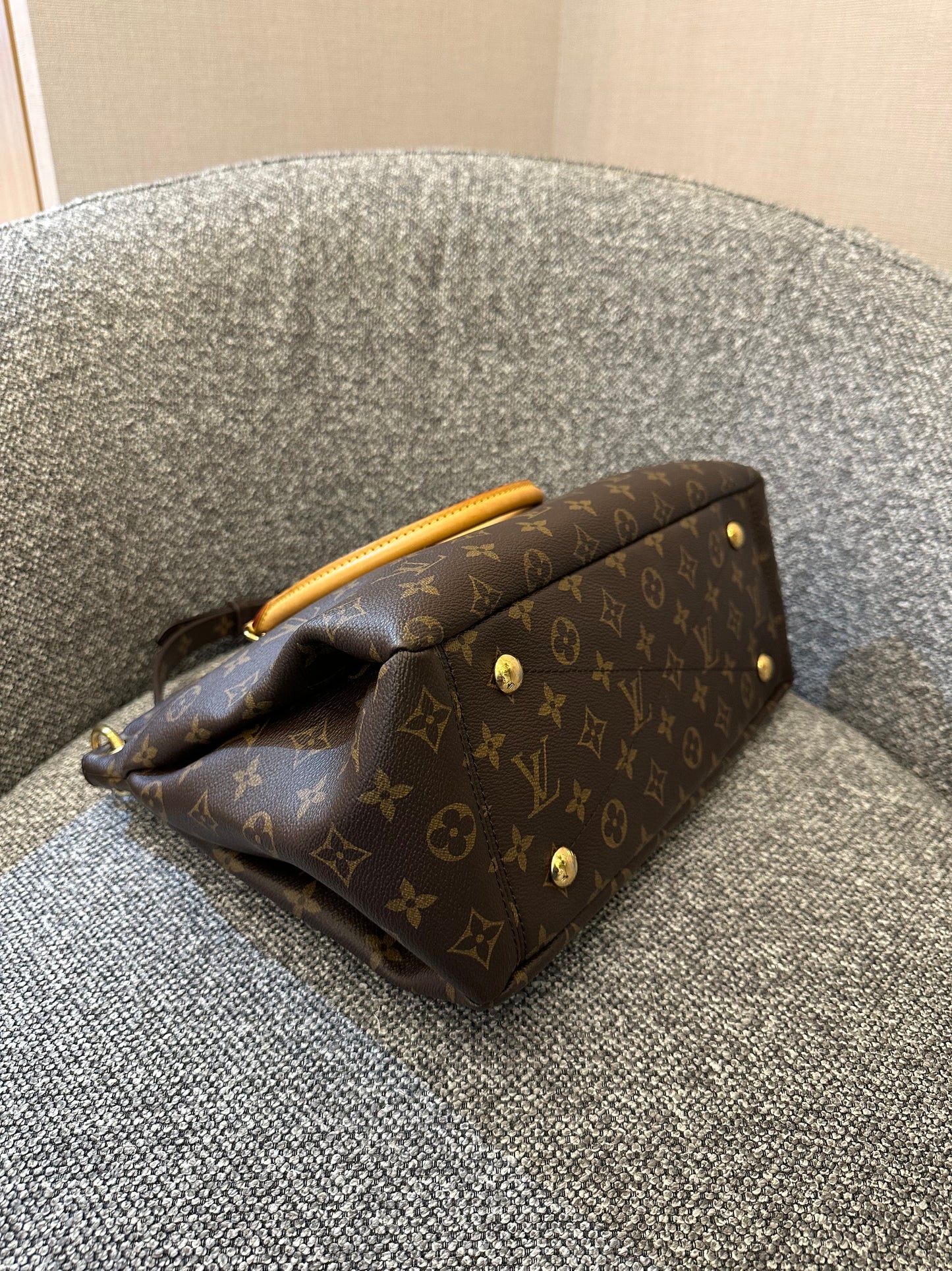 Louis Vuitton Saffron Pallas Bag In Monogram Canvas