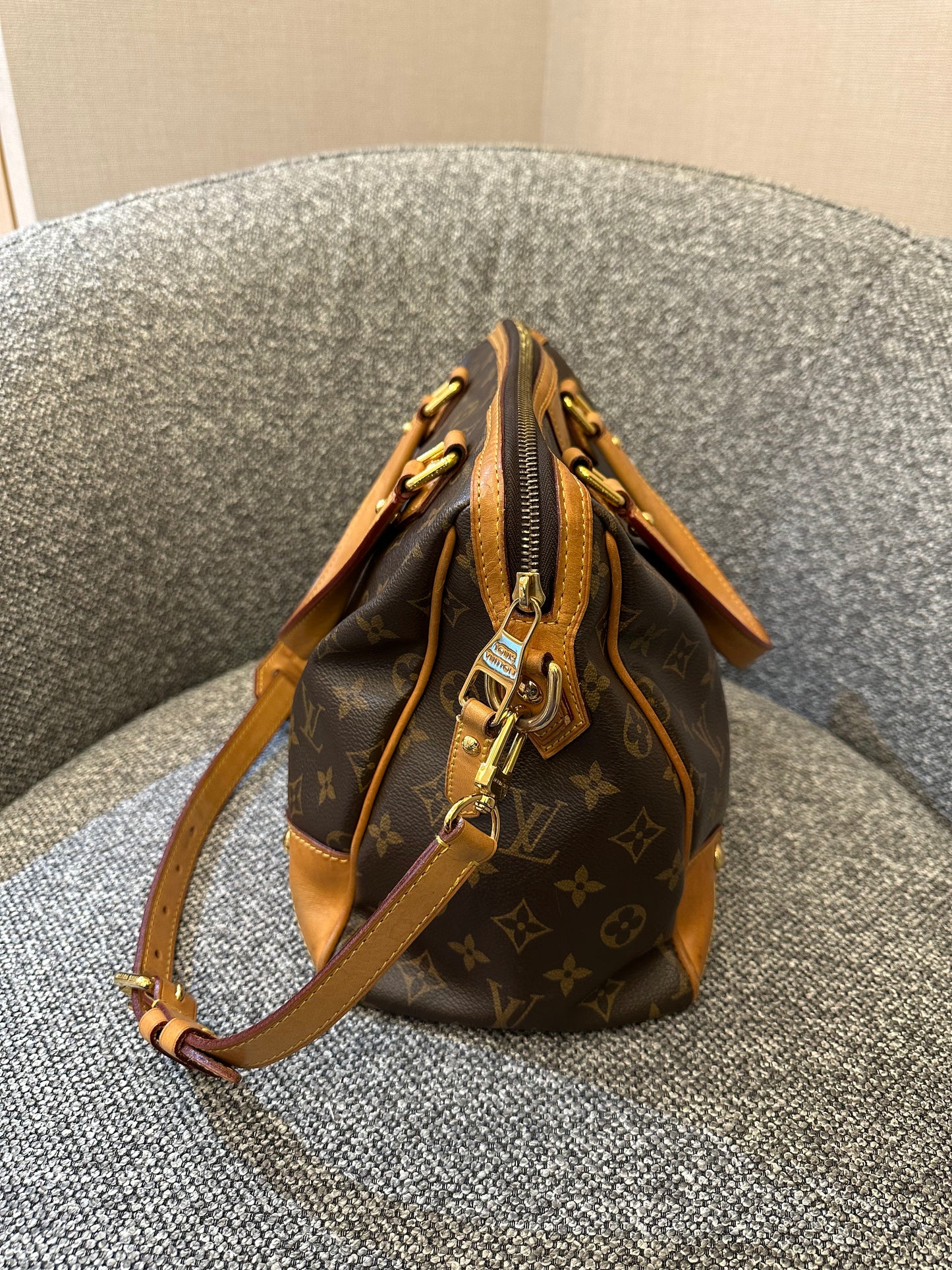 Louis Vuitton Retiro PM Bag In Monogram Canvas