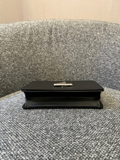Louis Vuitton Twist PM In Black Epi Leather