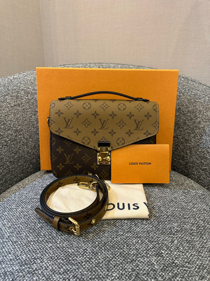 Louis Vuitton Metis Bag in Reverse Monogram Canvas