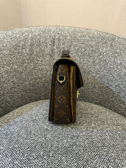 Louis Vuitton Metis Bag in Reverse Monogram Canvas