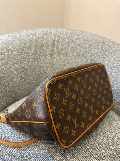 Louis Vuitton Palermo PM in Monogram Canvas