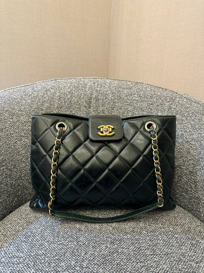 Chanel Daily Walk Tote Bag in Emerald Green