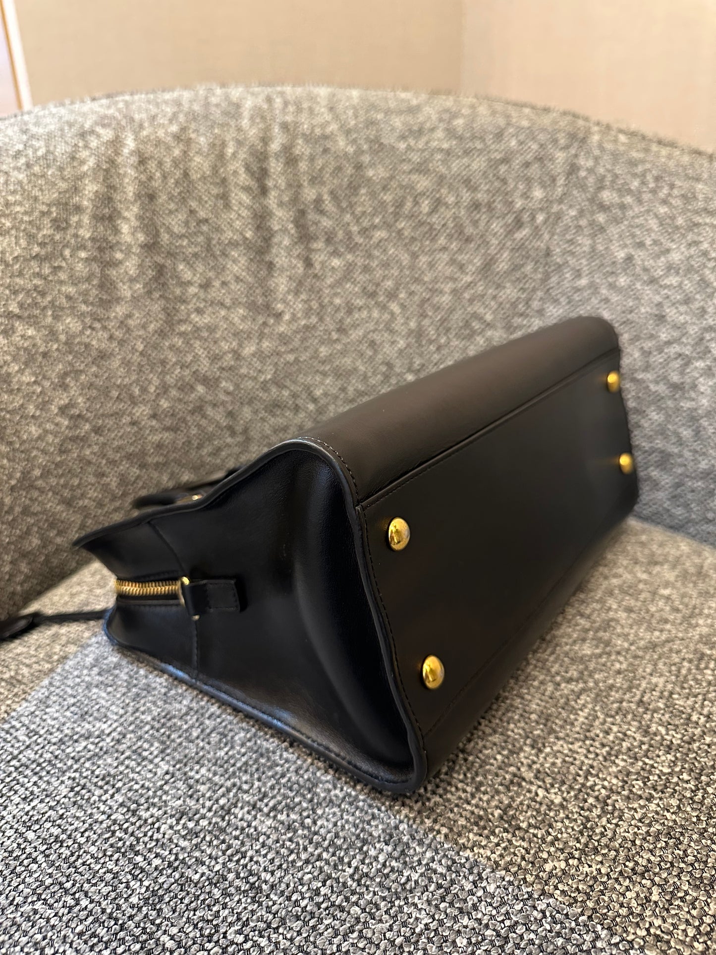 Yves Saint Laurent Baby Cabas Monogram in Black Calfskin Leather