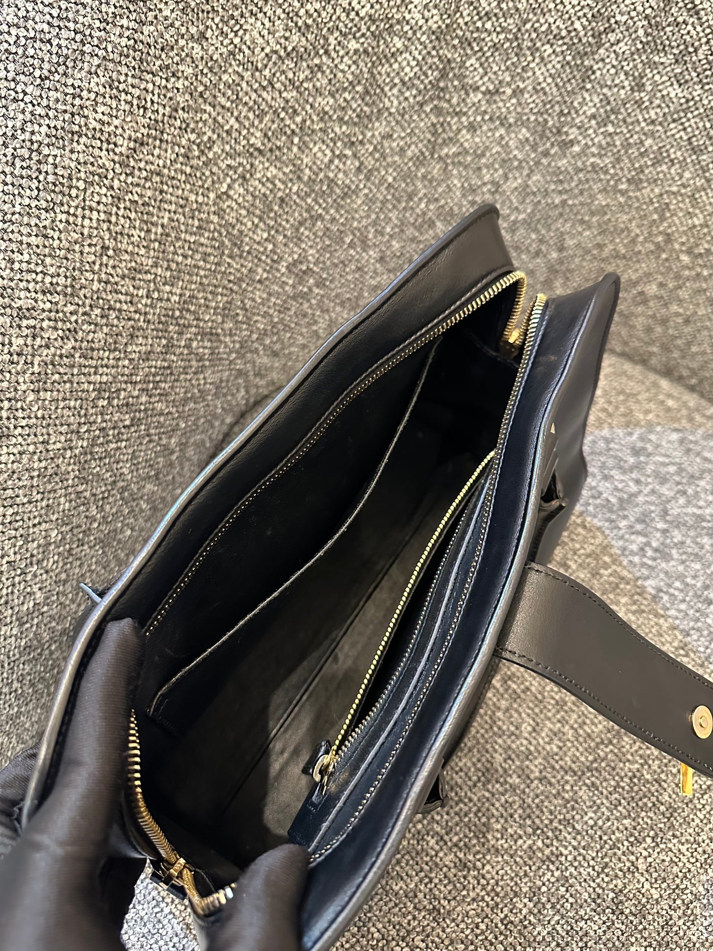 Yves Saint Laurent Baby Cabas Monogram in Black Calfskin Leather