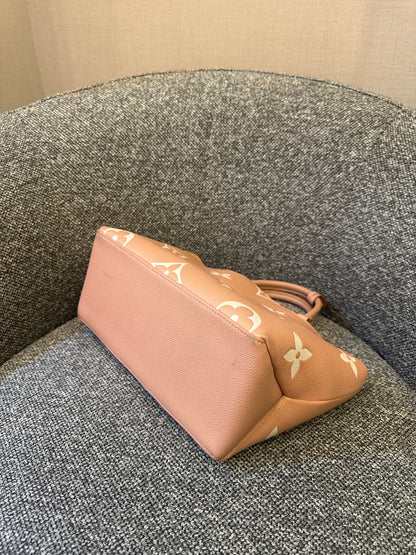Louis Vuitton Petit Palais Handbag
