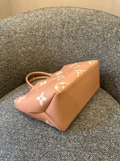 Louis Vuitton Petit Palais Handbag