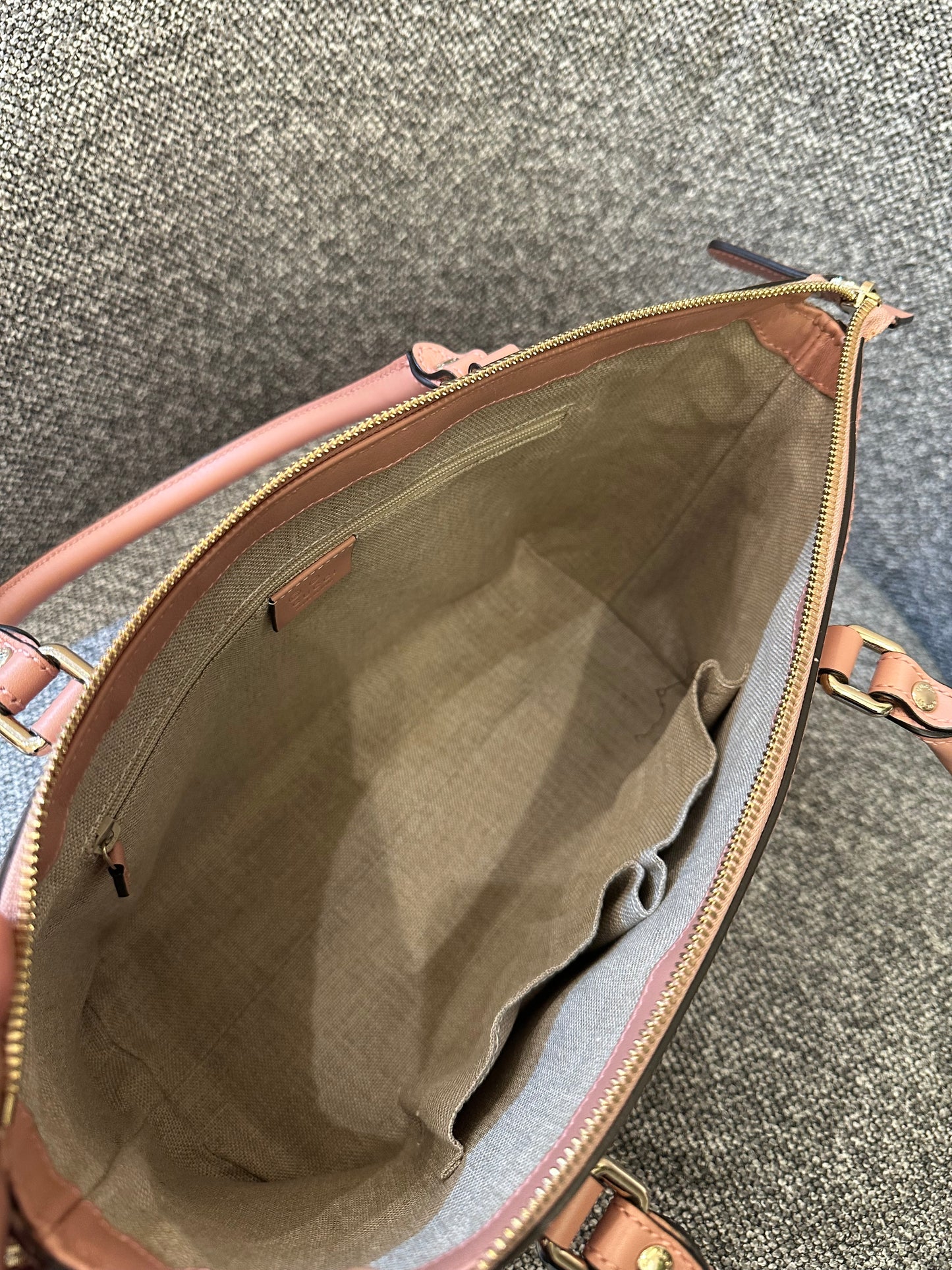 Gucci Microguccissima Two- way Bag