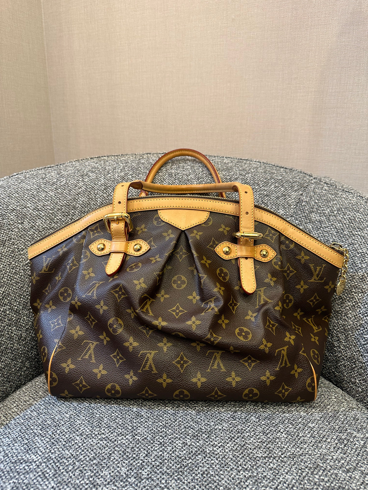 Louis Vuitton Tivoli Monogram Canvas Shoulder Bag