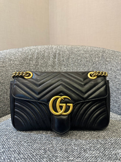 Gucci GG Marmont Flap Shoulder Bag in Black Matelassé Leather