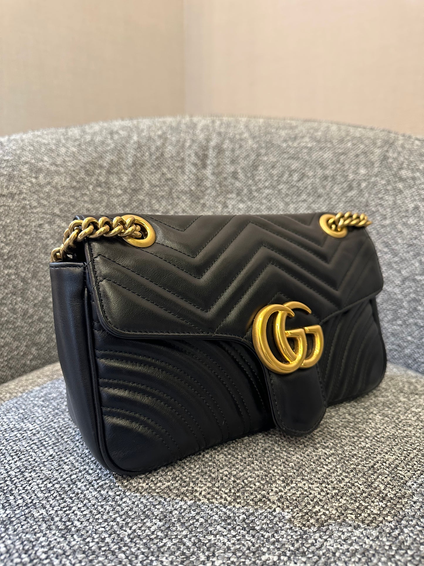 Gucci GG Marmont Flap Shoulder Bag in Black Matelassé Leather