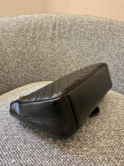 Gucci GG Marmont Flap Shoulder Bag in Black Matelassé Leather
