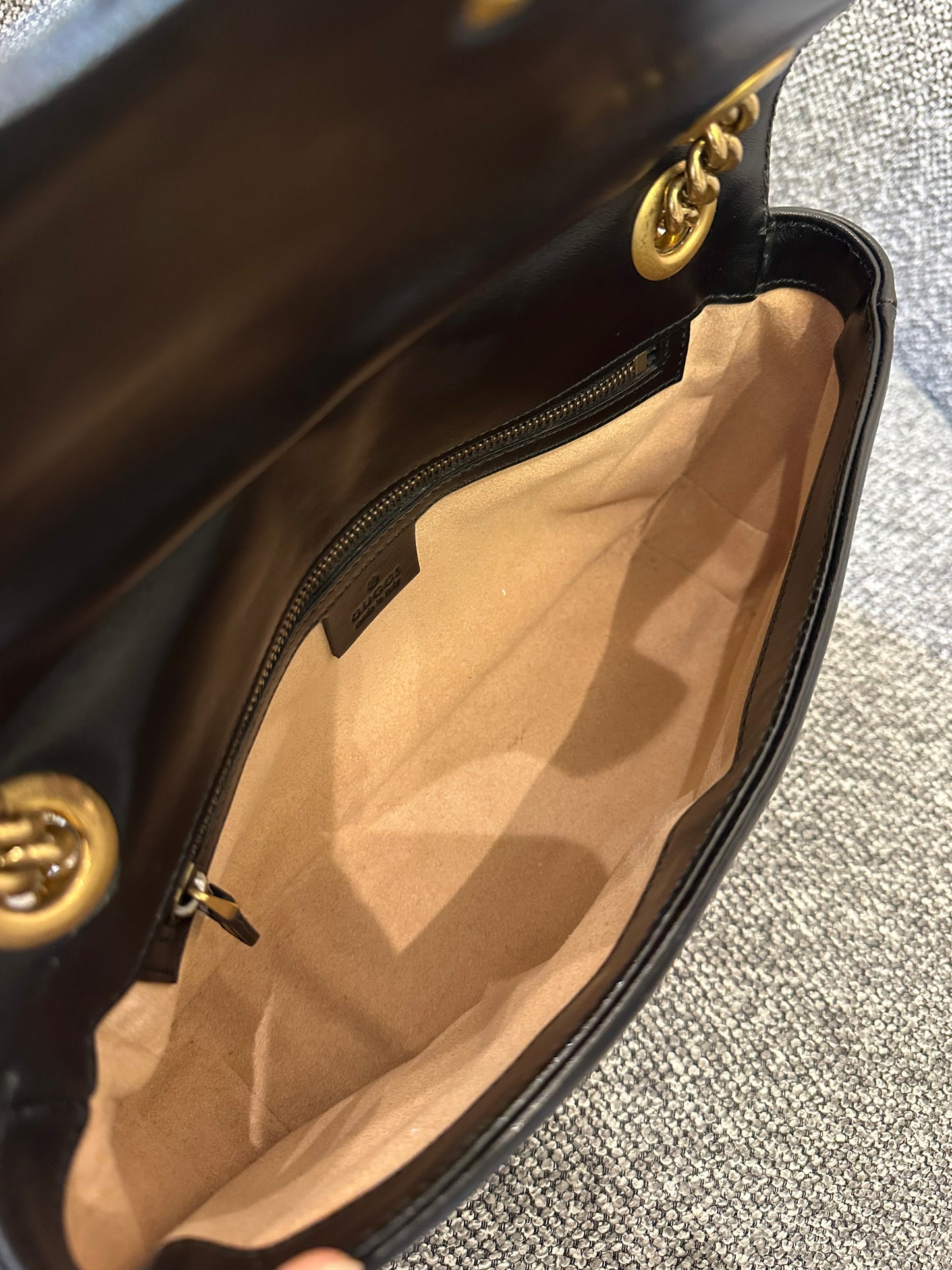 Gucci GG Marmont Flap Shoulder Bag in Black Matelassé Leather