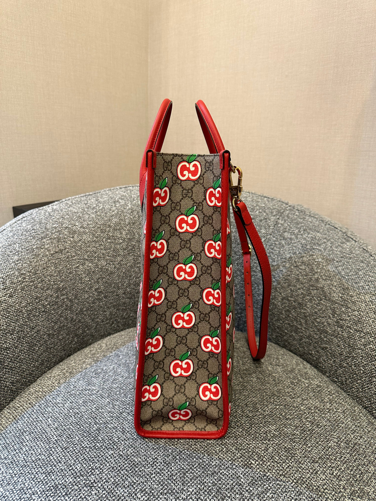 Gucci GG Supreme Apple Print Tote Bag