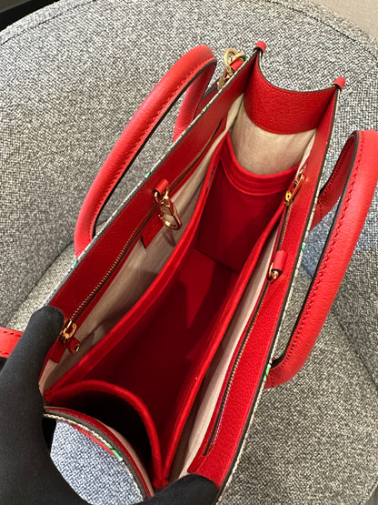 Gucci GG Supreme Apple Print Tote Bag