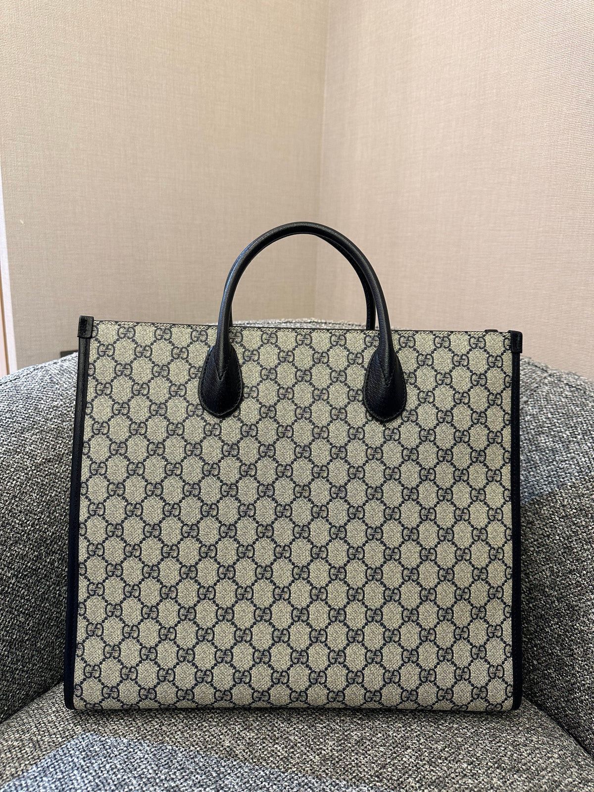 Gucci Interlocking GG Supreme Canvas Tote Bag