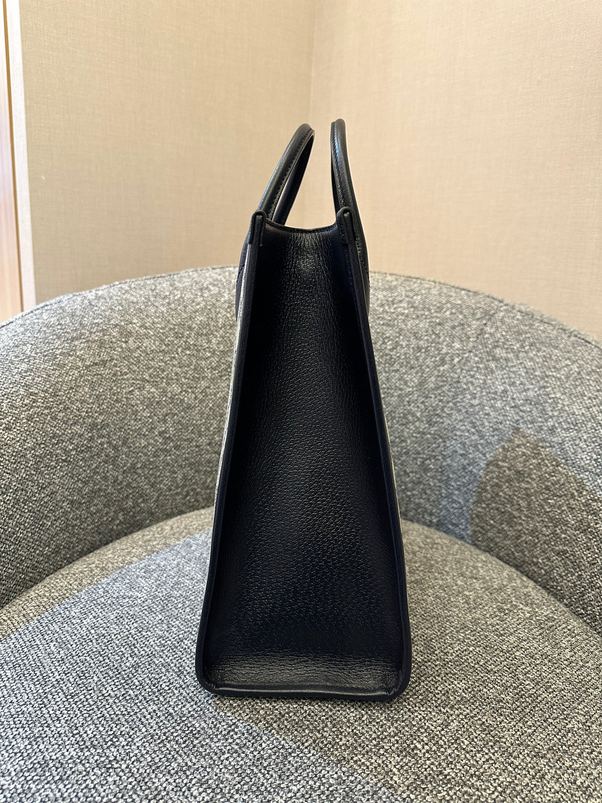 Gucci Interlocking GG Supreme Canvas Tote Bag