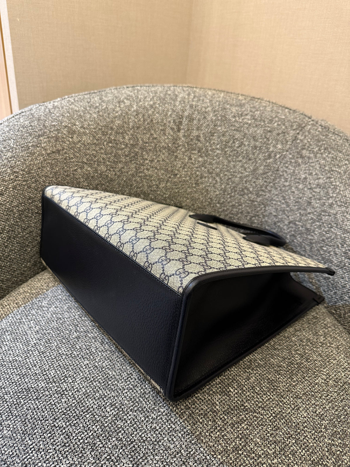 Gucci Interlocking GG Supreme Canvas Tote Bag