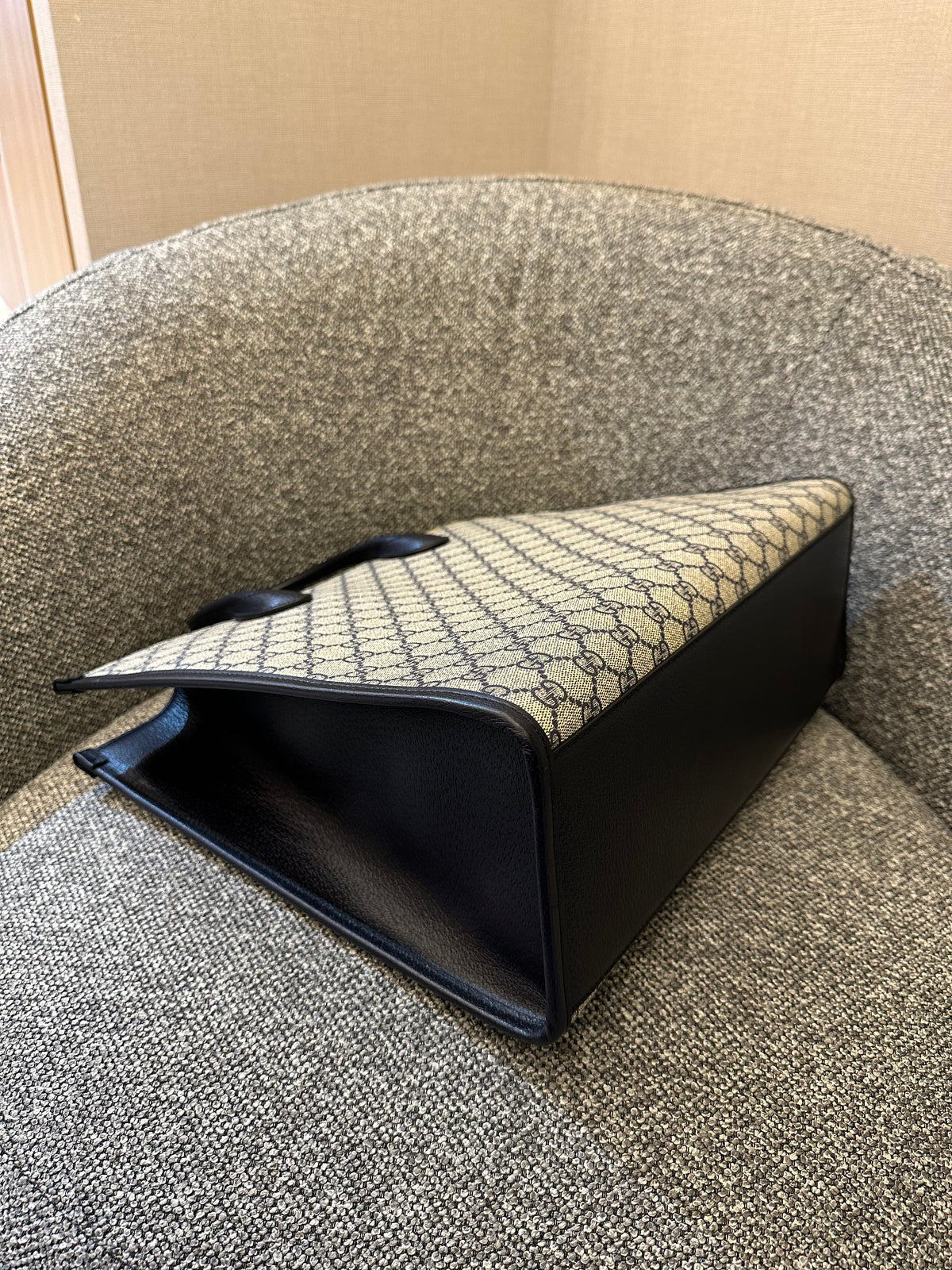 Gucci Interlocking GG Supreme Canvas Tote Bag