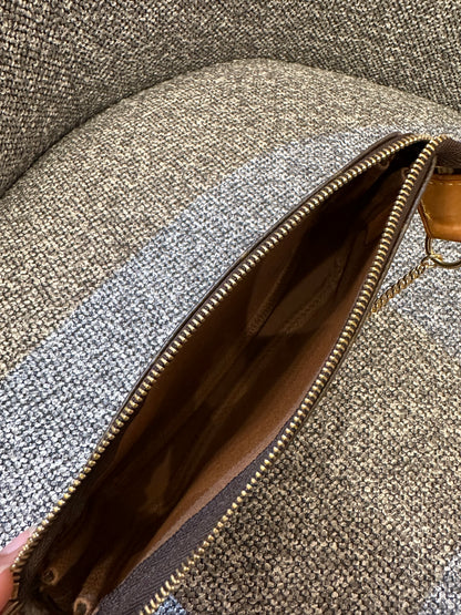 Louis Vuitton Pochette Accessoires in Monogram Canvas