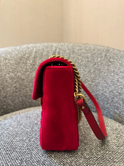Gucci GG Marmont Velvet Matelassé Medium Bag in Red