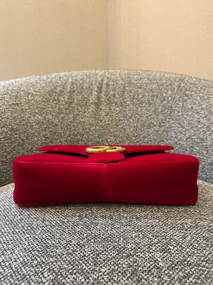 Gucci GG Marmont Velvet Matelassé Medium Bag in Red