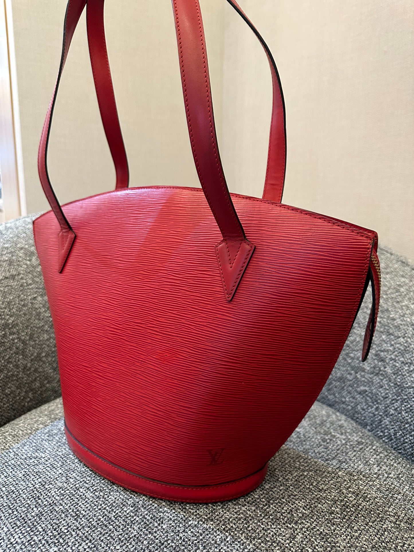 Louis Vuitton Saint Jacques in Red Epi Leather