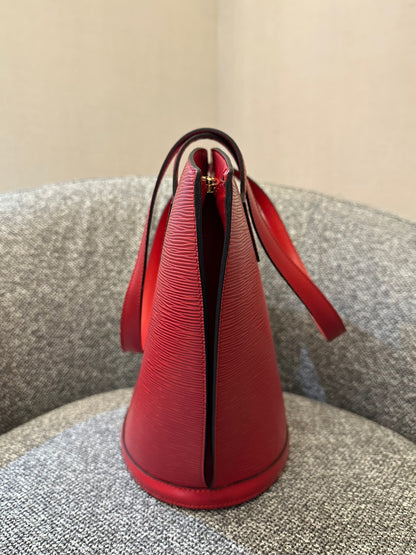 Louis Vuitton Saint Jacques in Red Epi Leather