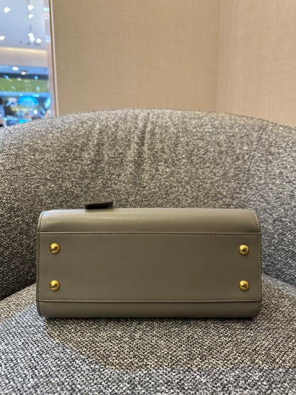 Yves Saint Laurent Cabas Small In Gray Leather