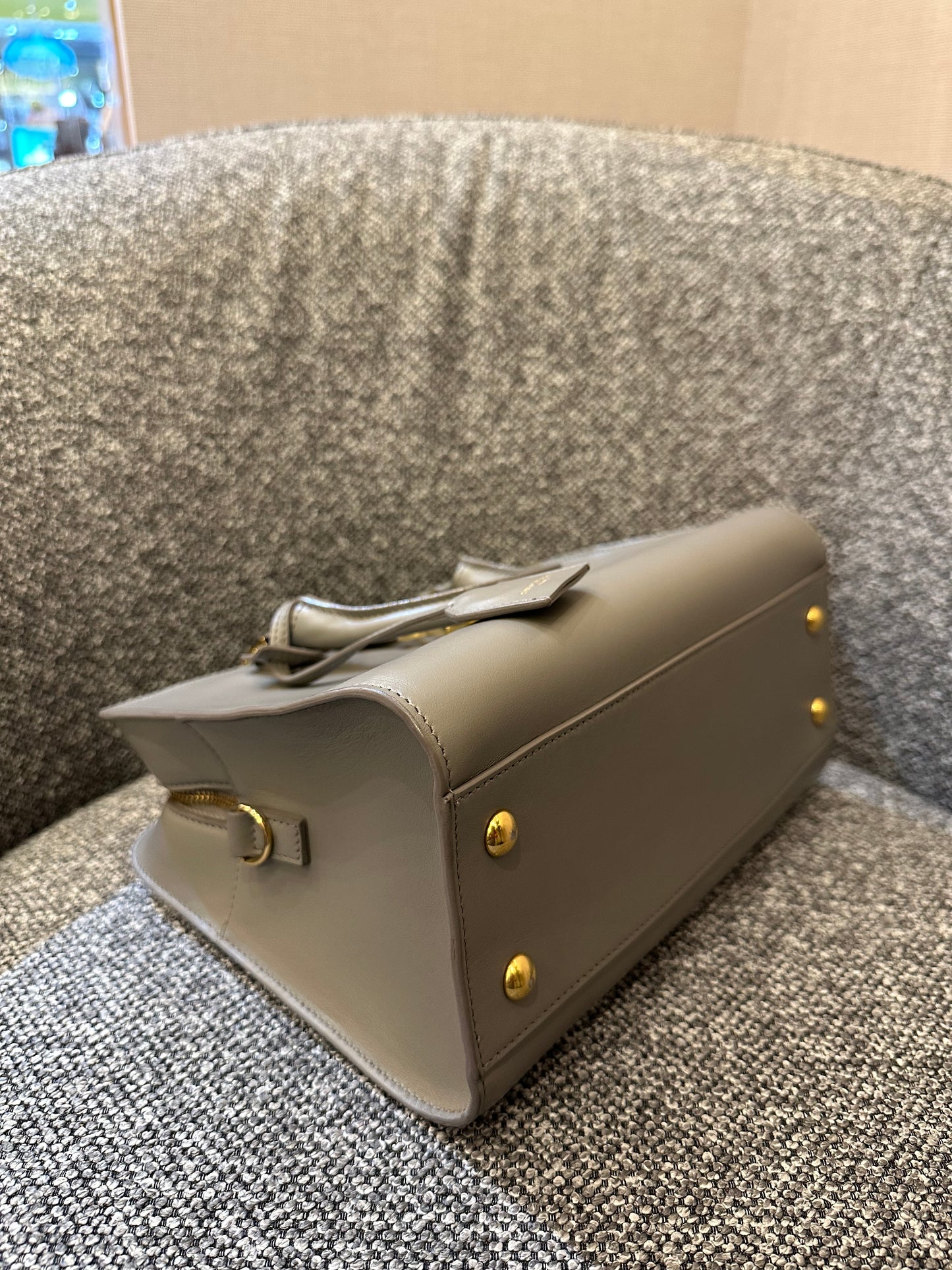 Yves Saint Laurent Cabas Small In Gray Leather