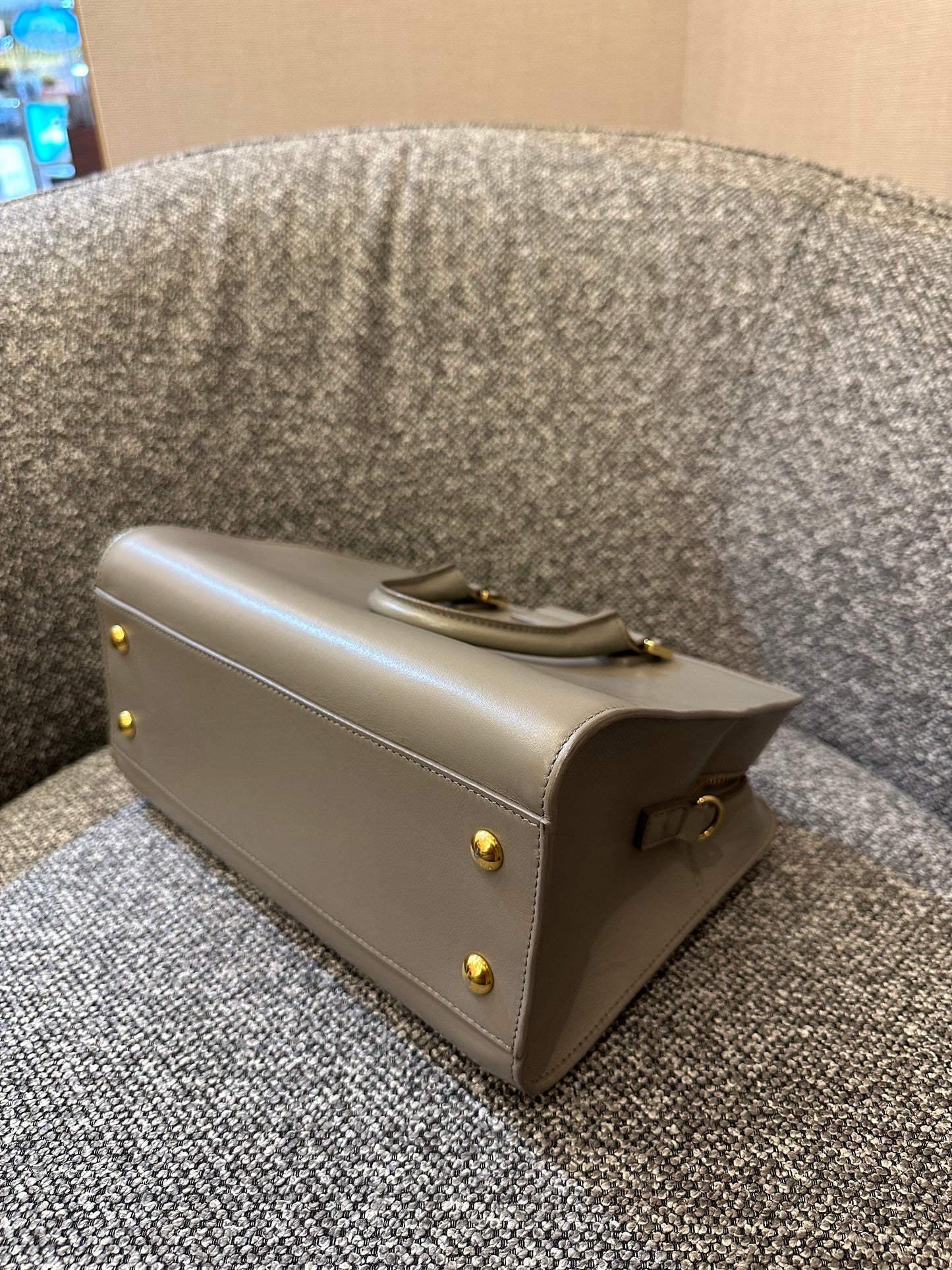 Yves Saint Laurent Cabas Small In Gray Leather