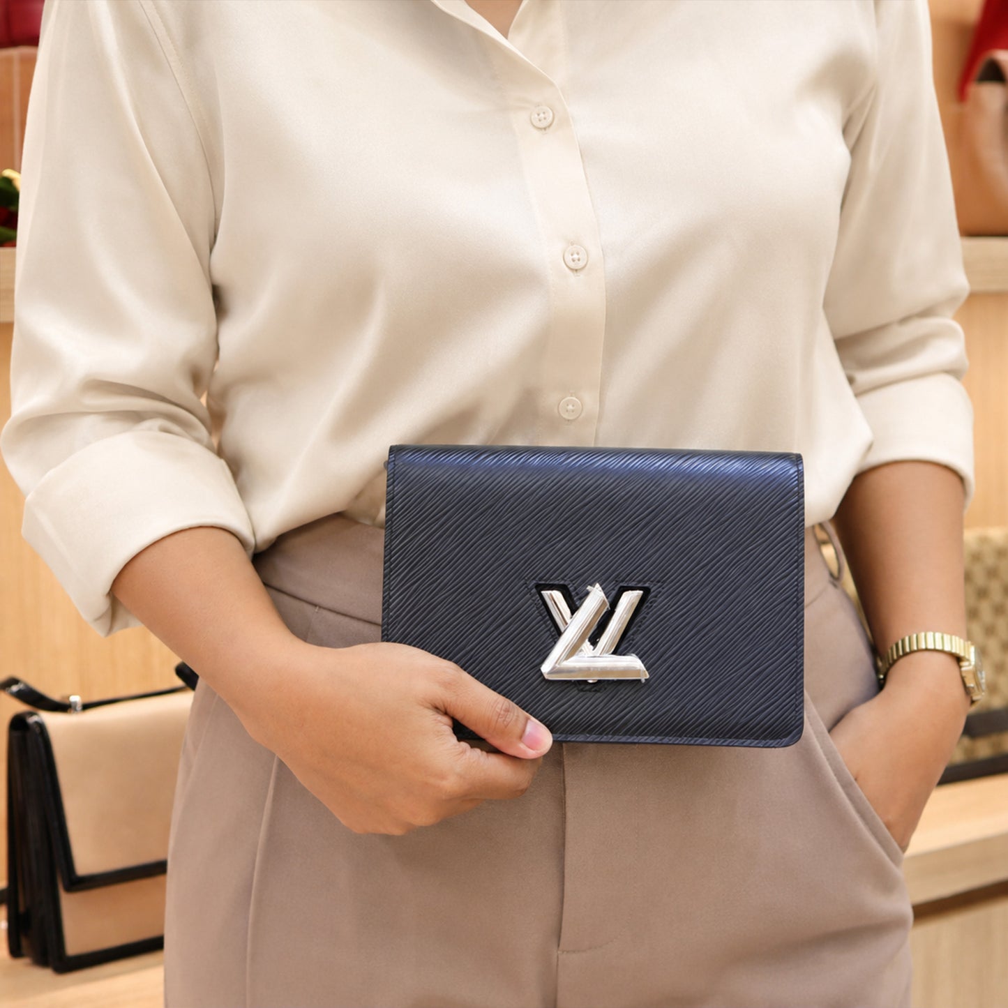 Louis Vuitton Twist PM In Black Epi Leather