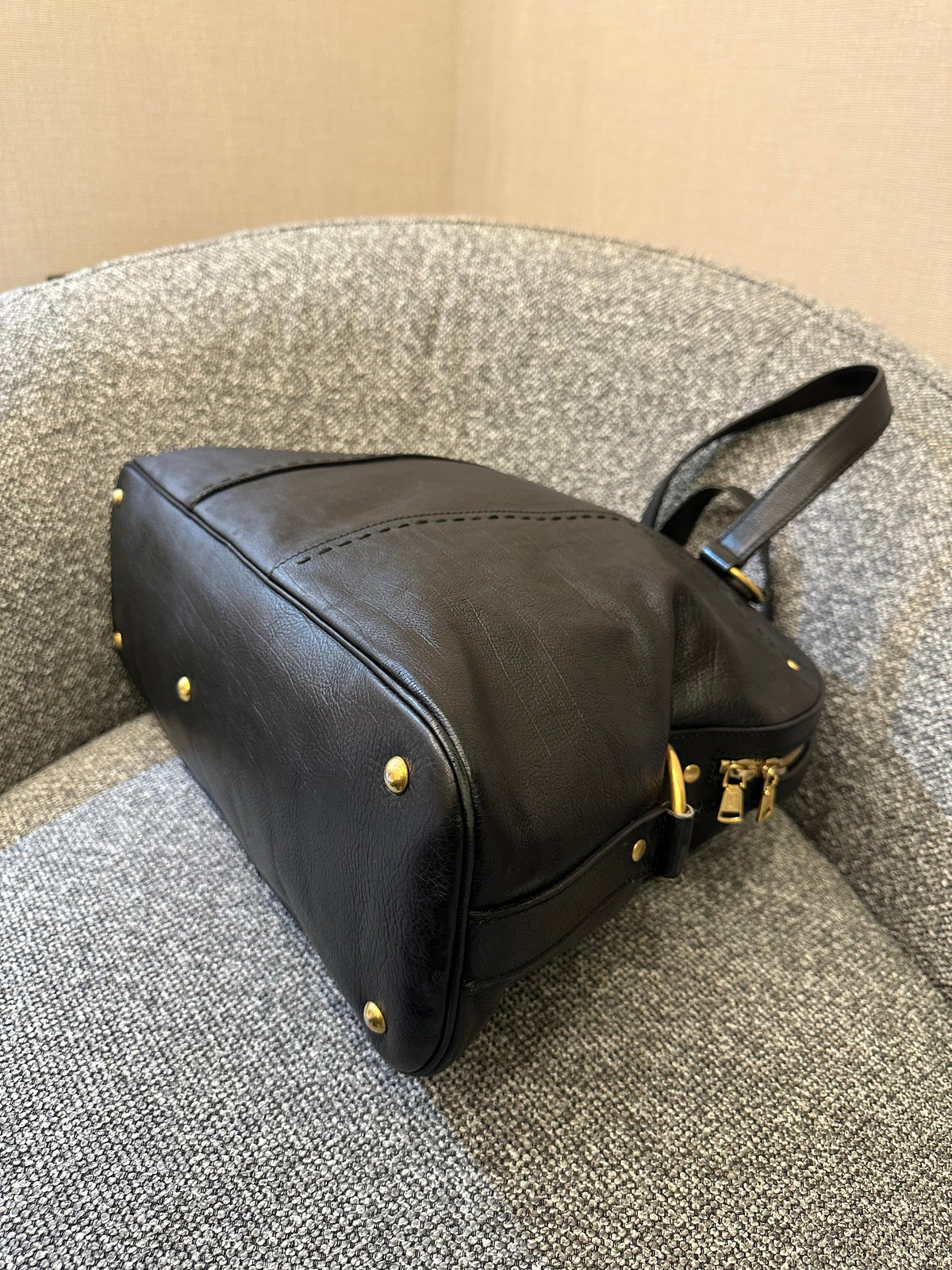 Yves Saint Laurent Calfskin Leather Muse Bag