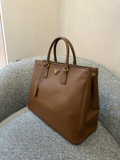 Prada Galleria Saffiano Double Zip Tote Bag