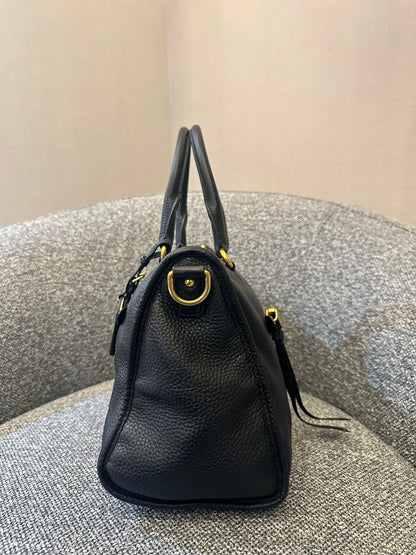 Prada Vitello Daino Shopping Tote Bag In Black